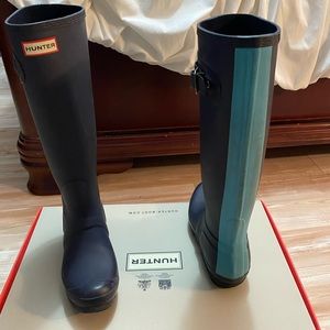 Size 9 hunter rain boots